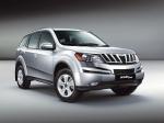 Mahindra XUV500 2011 года